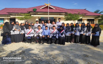 Upacara Hardiknas Tahun 2022 di SMK Negeri 1 Kampar